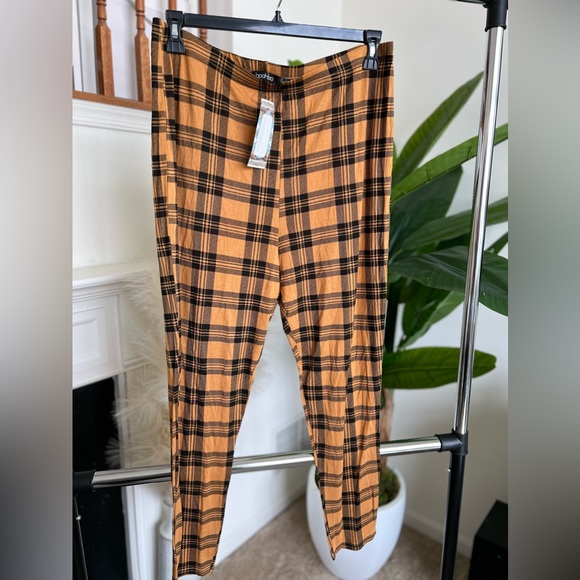 BOOHOO Plus Check Jersey Leggings - Picture 2 of 7